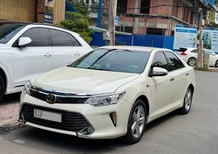 Toyota Camry 2016 - Bán xe Toyota Camry 2016, màu đen