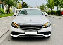 Mercedes-Benz E200 2.0L 2017 - Cần bán xe Mercedes E200 2.0L 2017, màu trắng