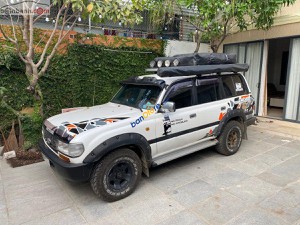 TOYOTA LAND CRUISER 1994toyotalandcruisergxl4x4 Used  the parking