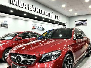 Mercedes C200 Plus 2022 màu Đỏ chạy 50km rẻ hơn 300 triệu