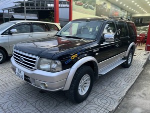 Ford Everest 25MT 2005