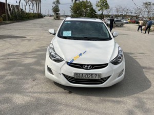 Hyundai Avante 2011 số tự động
