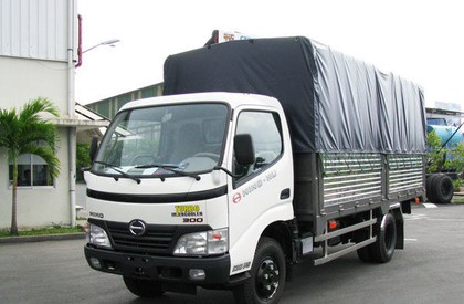 Hino 300 Series   2015 - Xe tải HiNo 1,9 tấn giá rẻ cần bán trả góp 
