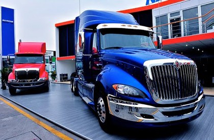 Xe tải Xe tải khác 2011 - Xe đầu kéo Mỹ Hoàng Huy khuyến mãi cắt giảm khí thải.