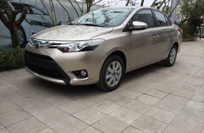 Toyota Vios E 2015 - Cần bán xe Toyota Vios E đời 2015, hỗ trợ trả góp