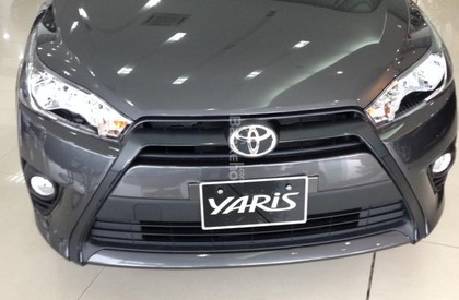 Toyota Yaris G 2015 - Bán xe Toyota Yaris G đời 2015, màu xám, giá bán 683Tr