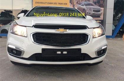 Chevrolet Cruze 1.8 LTZ 2015 - Bán xe Chevrolet Cruze 1.8 LTZ 2015, màu trắng  