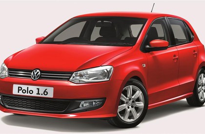 Volkswagen Polo E 2015 - Cần bán xe Volkswagen Polo E năm 2015, màu đỏ, nhập khẩu