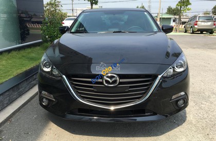 Mazda 3 2.0L   2016 - Bán xe Mazda 3 2.0L Sedan năm 2016, màu đen, 809tr