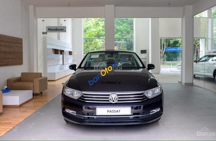 Volkswagen Passat 2016 - Bán xe Volkswagen Passat sản xuất 2016, màu đen, nhập khẩu 