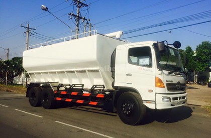 Hino FL FL8JTSA 2016 - Xe tải 24 tấn hino FL8JTSA chuyên chở bột cám gạo, thức ăn gia súc, bột mì
