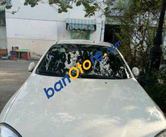 Daewoo Lanos   MT 2005 - Cần bán xe Daewoo Lanos MT sản xuất 2005, màu trắng, giá chỉ 146 triệu