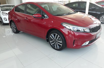 Kia Cerato MT 2017 - Bán Kia Cerato 2017. Đủ màu, giao xe ngay, tại nhà. Trả góp 80%( chỉ 200 triệu là có xe). Gọi: 0917096288