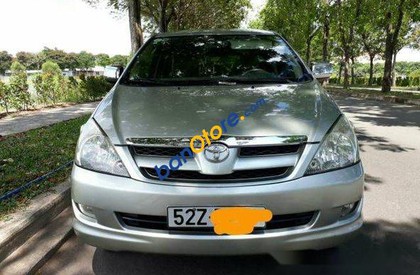 Toyota Innova MT 2006 - Cần bán lại xe Toyota Innova MT năm 2006, màu vàng đã đi 190000 km