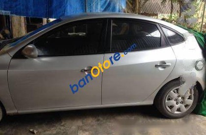 Hyundai Elantra    MT 2008 - Bán Hyundai Elantra MT đời 2008, màu bạc, xe cũ