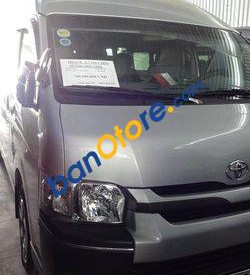 Toyota Hiace   MT 2004 - Cần bán gấp Toyota Hiace MT năm 2004, màu bạc, xe nhập, 760 triệu