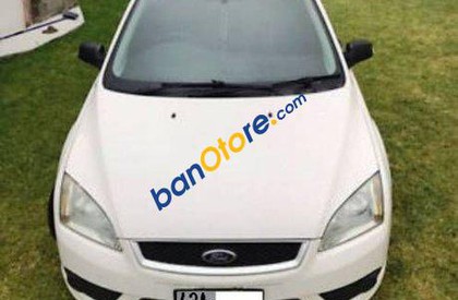 Ford Focus    MT 2008 - Xe Ford Focus MT sản xuất năm 2008, màu trắng