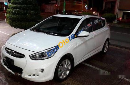Hyundai Accent  AT 2014 - Bán Hyundai Accent AT sản xuất 2014, màu trắng đã đi 55000 km