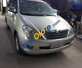 Toyota Innova MT 2006 - Cần bán Toyota Innova MT năm sản xuất 2006, màu bạc số sàn