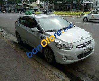 Hyundai Accent   MT 2014 - Bán Hyundai Accent MT sản xuất 2014, màu trắng chính chủ giá cạnh tranh