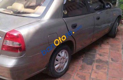 Daewoo Nubira 2001 - Cần bán xe Daewoo Nubira năm 2001, màu bạc đã đi 40000 km, giá tốt