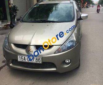 Mitsubishi Grandis 2008 - Cần bán xe Mitsubishi Grandis sản xuất năm 2008, màu vàng 