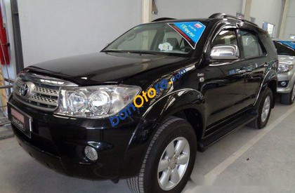 Toyota Fortuner   G 2.5 MT 2010 - Cần bán lại xe Toyota Fortuner G 2.5 MT sản xuất năm 2010, màu đen 