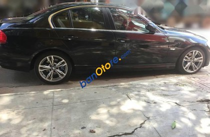 BMW 3 Series   320i 2010 - Bán xe cũ BMW 320i đời 2010, màu đen, chạy được 47.000 mua tại hãng