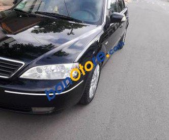 Ford Mondeo 2004 - Bán Ford Mondeo sản xuất 2004, màu đen đã đi 140000 km, giá 237tr