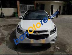 Chevrolet Cruze   MT 2015 - Bán xe Chevrolet Cruze MT sản xuất năm 2015, màu trắng  