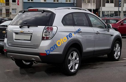 Chevrolet Captiva  LT 2009 - Cần bán gấp Chevrolet Captiva LT sản xuất năm 2009, màu bạc