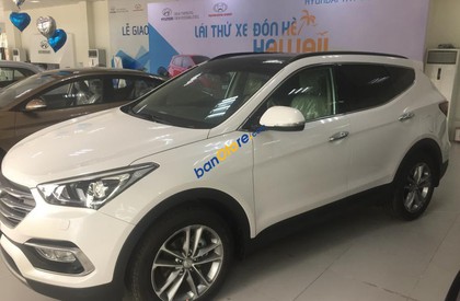 Hyundai Santa Fe 2017 - Cần bán Hyundai Santa Fe 2017, màu trắng
