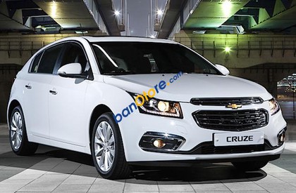 Chevrolet Cruze 2018 - Bán Chevrolet Cruze sản xuất 2018, màu trắng