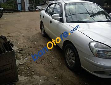 Daewoo Nubira    2001 - Bán Daewoo Nubira sản xuất năm 2001, màu trắng như mới, giá 75tr