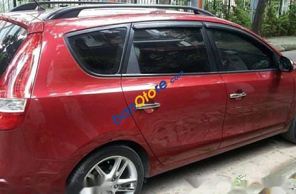 Hyundai i30  CW 2009 - Bán Hyundai i30 CW năm sản xuất 2009, màu đỏ giá cạnh tranh