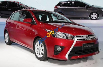 Toyota Yaris 2014 - Bán Toyota Yaris năm 2014, màu đỏ xe gia đình