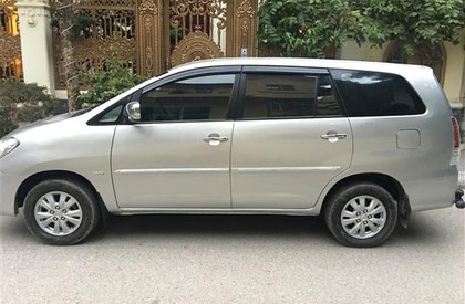 Toyota Innova 2.0G   2010 - Chính chủ bán Toyota Innova 2.0G đời 2010, màu bạc