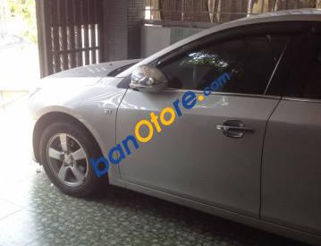 Chevrolet Cruze 2014 - Cần bán gấp Chevrolet Cruze đời 2014, màu trắng