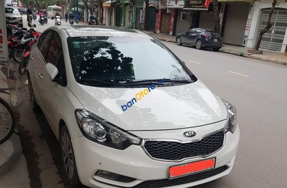 Kia K3 2.0 2014 - Bán Kia K3 2.0 năm 2014, màu trắng, chính chủ