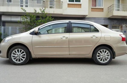 Toyota Vios E 2010 - Bán xe Toyota Vios E đời 2010, màu vàng, xe nhập, chính chủ, giá chỉ 290 triệu