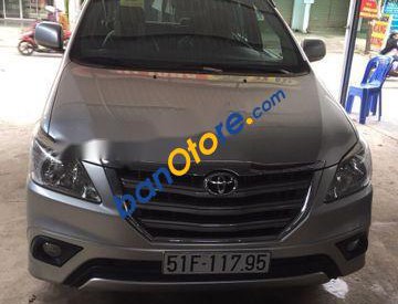 Toyota Innova 2015 - Bán Toyota Innova đời 2015, màu bạc, bảo hiểm 2 chiều