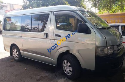 Toyota Hiace 2009 - Bán Toyota Hiace năm 2009 đã đi 199.000km, giá chỉ 255 triệu