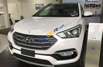 Hyundai Santa Fe 2018 - Cần bán xe Hyundai Santa Fe sản xuất 2018, màu trắng