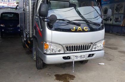Xe tải 1,5 tấn - dưới 2,5 tấn 2018 - Cần bán thanh lý xe tải Jac 2T4 mới 100%, trả trước 50tr có xe ngay