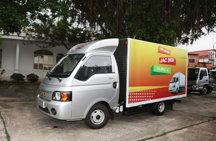 Xe tải 1 tấn - dưới 1,5 tấn 2018 - Bán xe tải Jac 1T25, thùng kín mới đời 2018, xe hỗ trợ vay lên đến 80%