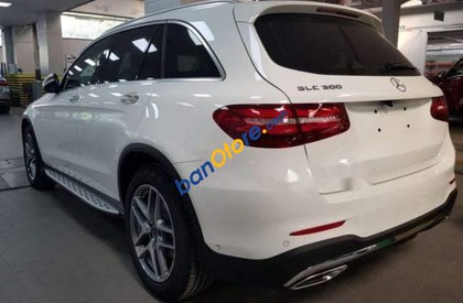 Mercedes-Benz GLC-Class  GLC 300 4Matic 2018 - Cần bán xe Mercedes GLC 300 4Matic năm 2018, màu trắng, nhập khẩu