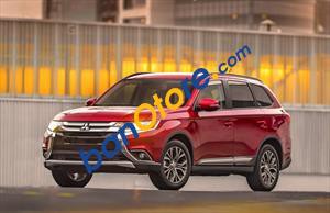 Mitsubishi Outlander 2.0 Cremium 2018 - Cần bán gấp Mitsubishi Outlander 2.0 Cremium năm sản xuất 2018, màu đỏ còn mới giá cạnh tranh