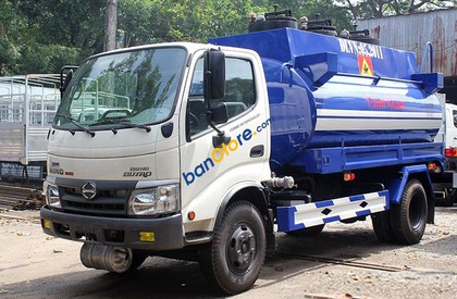 JAC Hino WU342L 2018 - Bán xe téc Hino WU342L năm 2018, màu trắng, nhập khẩu