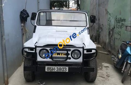 Jeep CJ 2004 - Cần bán lại xe Jeep CJ sản xuất năm 2004, màu trắng, nhập khẩu