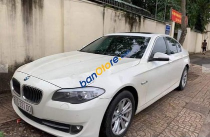 BMW 5 Series  523i  2010 - Bán xe BMW 5 Series 523i năm 2010, màu trắng, giá tốt